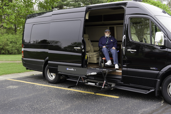 Luxury Mobility Sprinter Van - Midwest 